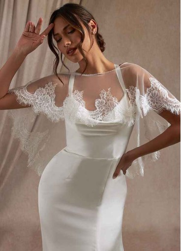 Skolw Delight Lace Tulle Wrap