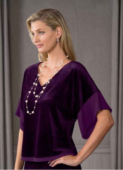 Skolw Fianna Velvet Blouse
( Final Sale ) Skolw Fianna Velvet Blouse
( Final Sale )
