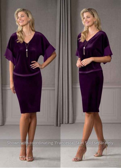 Skolw Fianna Velvet Blouse
( Final Sale ) Skolw Fianna Velvet Blouse
( Final Sale )