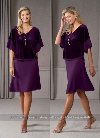 Skolw Fianna Velvet Blouse
( Final Sale ) Skolw Fianna Velvet Blouse
( Final Sale )