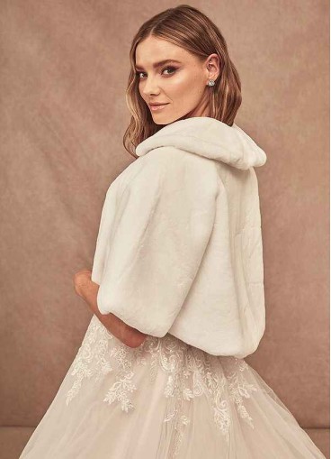 Skolw Faith Faux Fur Wrap